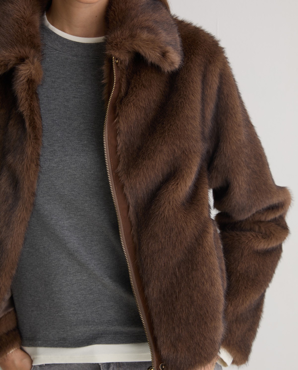 Brown faux-fur short coat woman Yerse - Front view 5