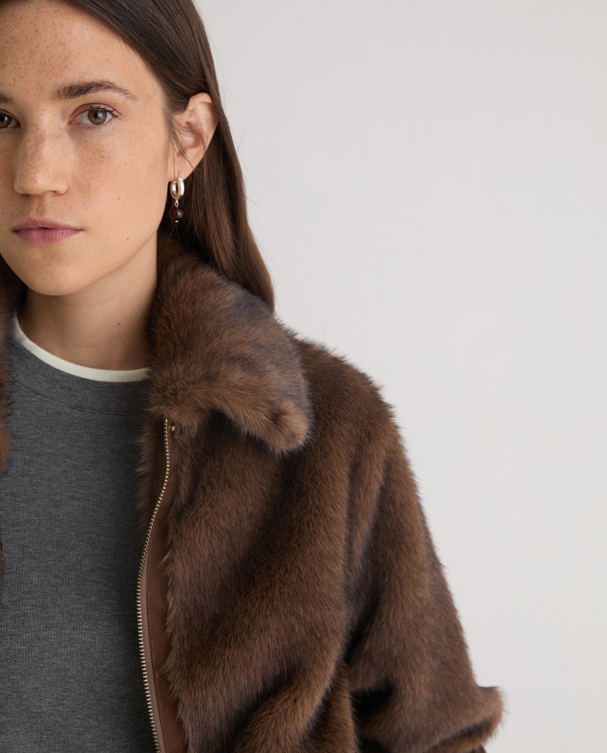 Brown faux-fur short coat woman Yerse - Front view 7