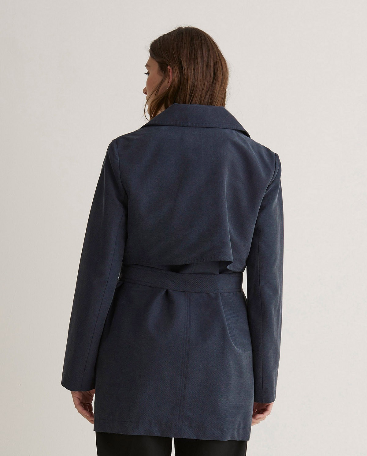 Navy-blue short trench coat with pockets