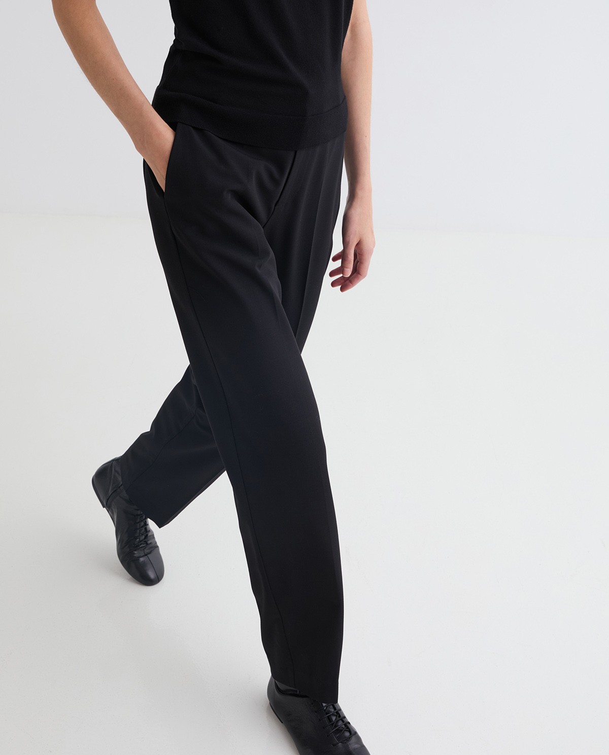 Black straight wool-blend trousers woman Yerse - Front view 3
