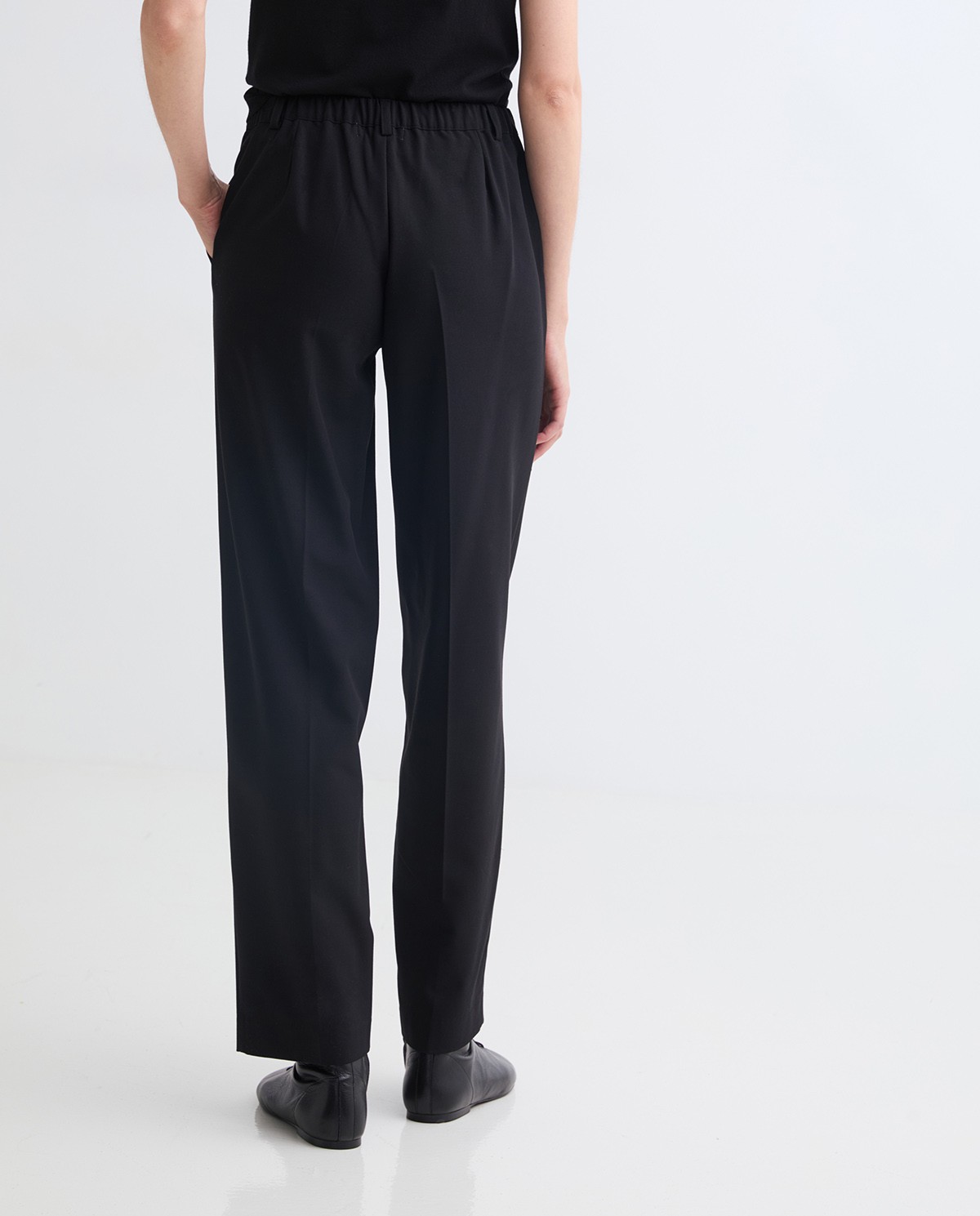 Black straight wool-blend trousers woman Yerse - Front view 6