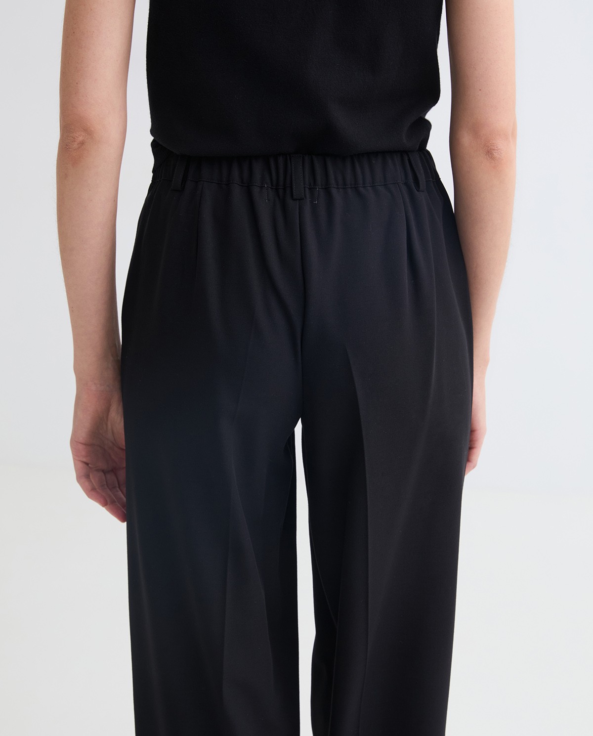 Black straight wool-blend trousers woman Yerse - Front view 7
