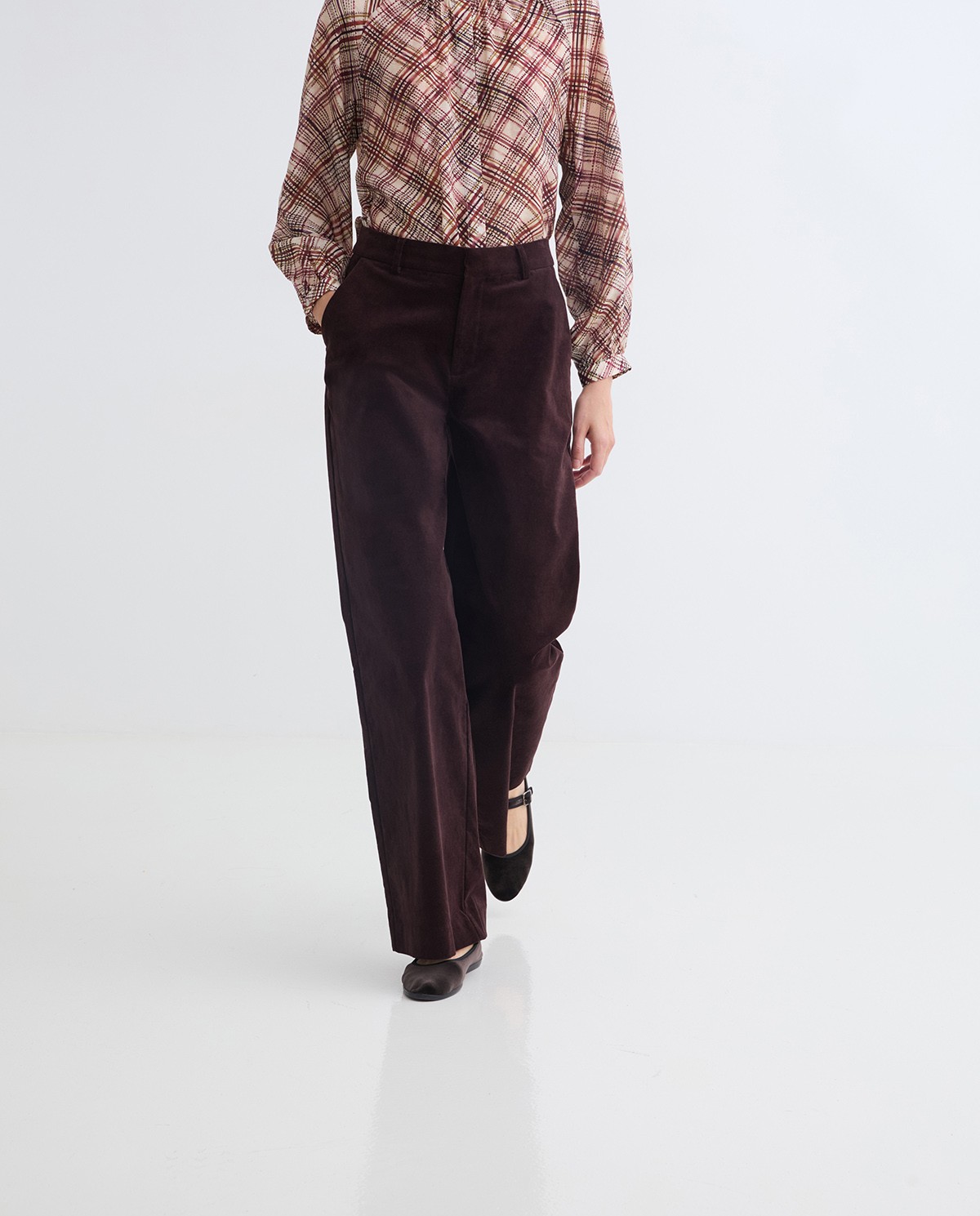 Chocolate wide velvet trousers woman Yerse - Front view 3