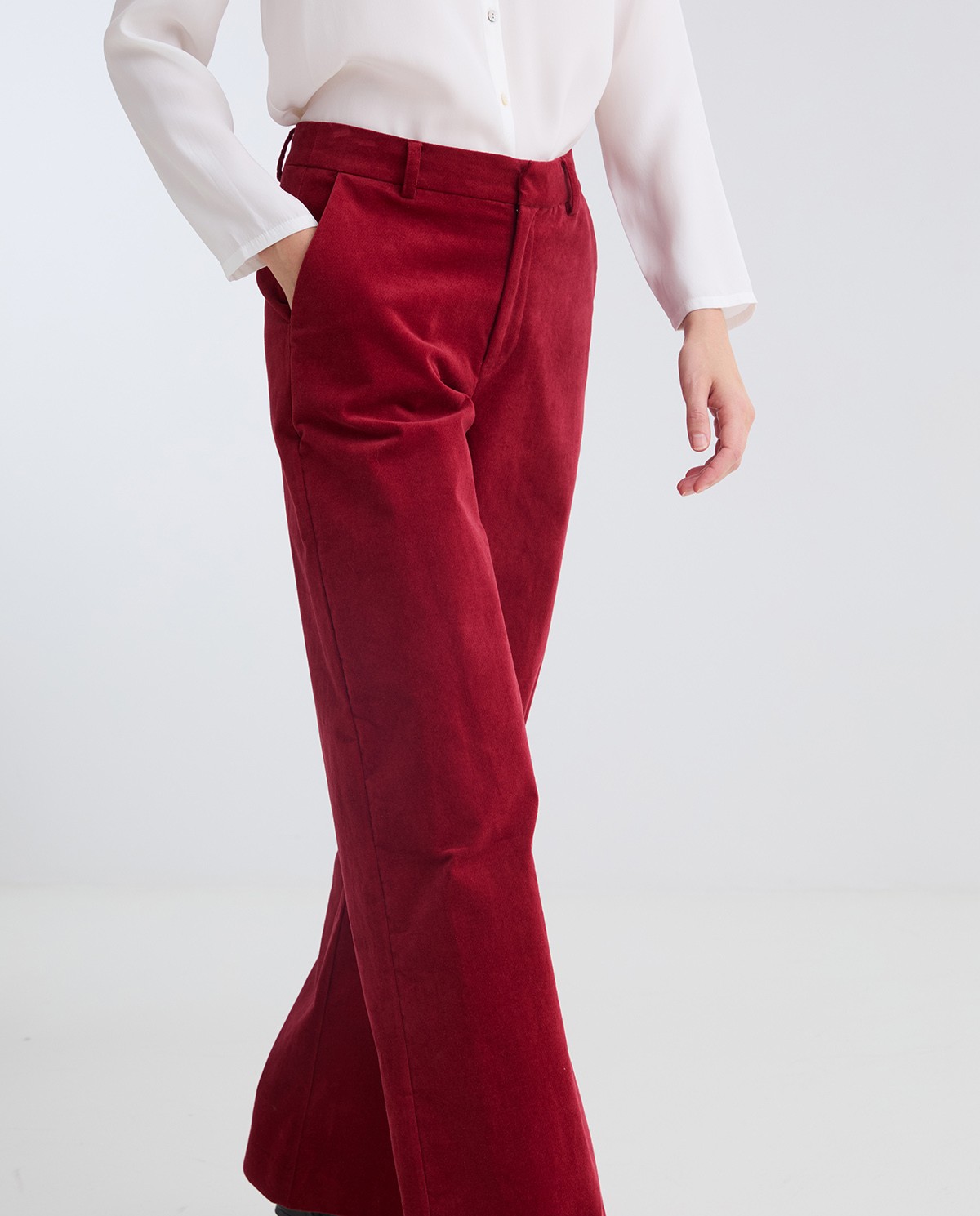 Dark-red wide velvet trousers woman Yerse - Front view 4