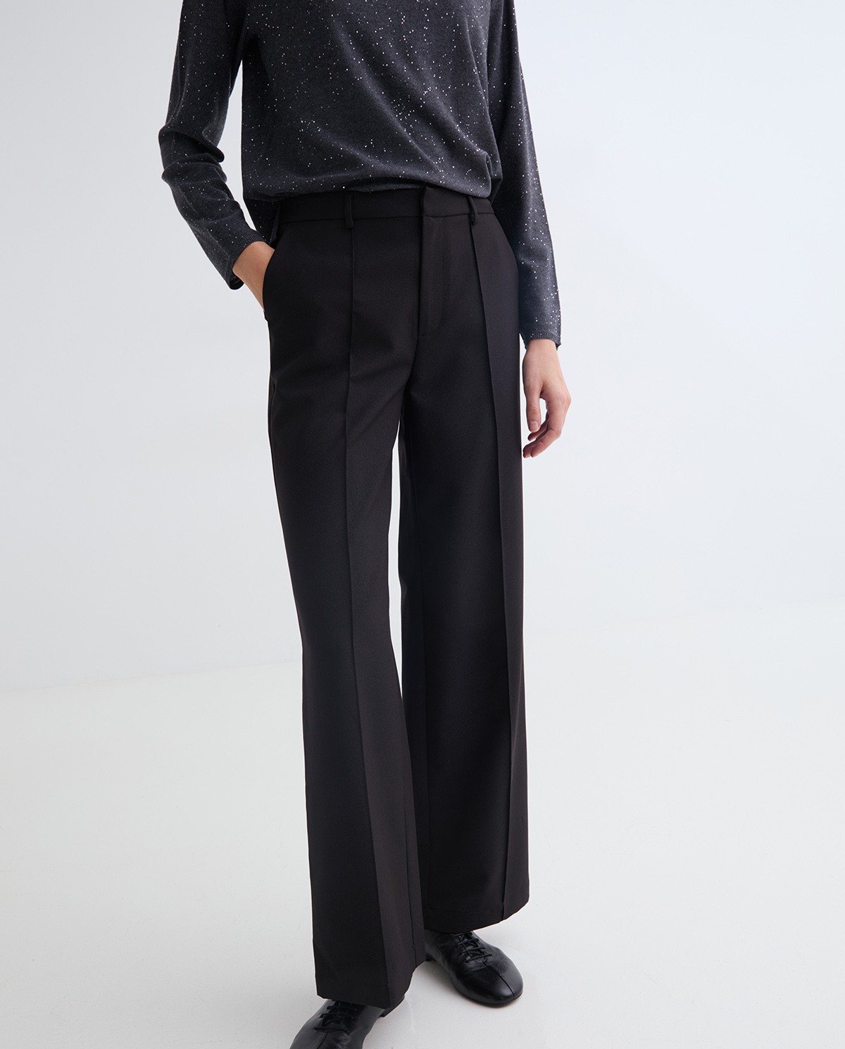 Shiny black wide trousers woman Yerse - Front view 3