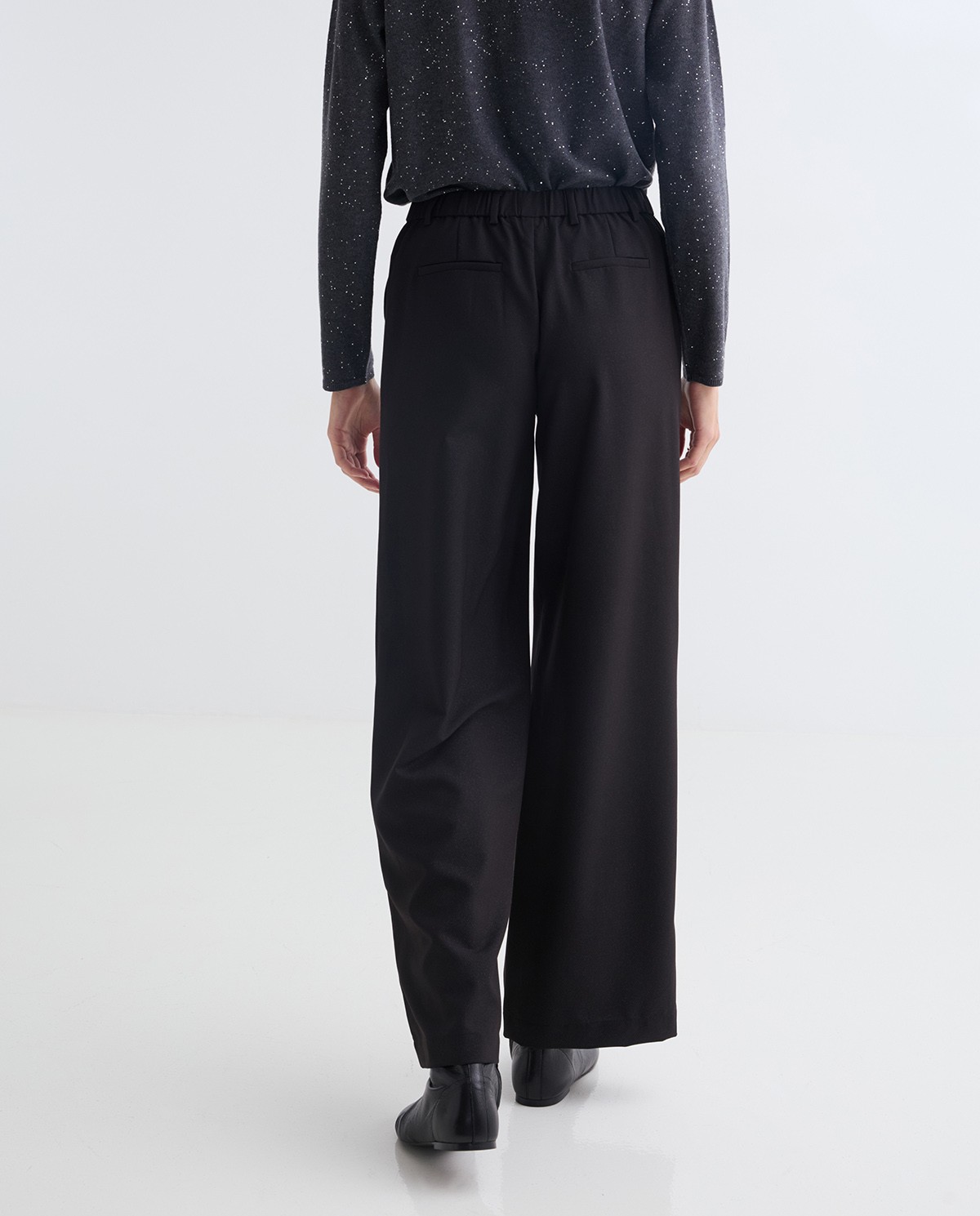 Shiny black wide trousers woman Yerse - Front view 6