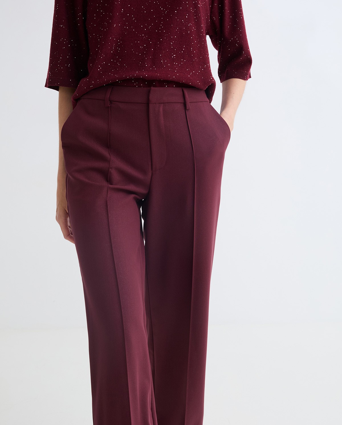 Shiny burgundy wide trousers woman Yerse - Front view 4