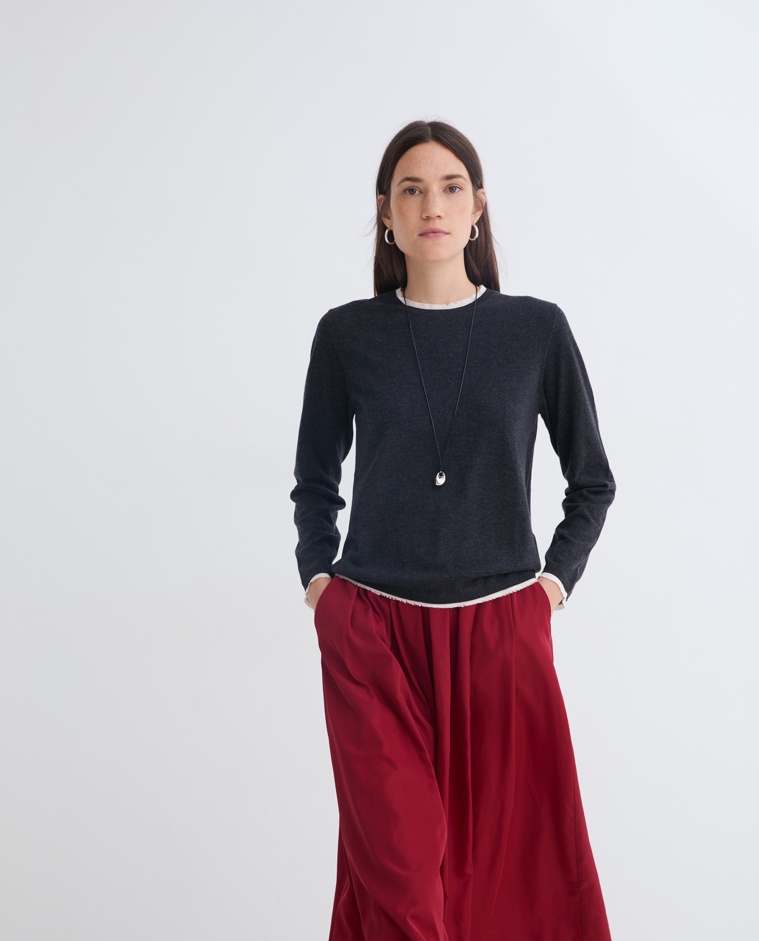 Jersei llana i cotó acabats contrast antracita dona Yerse - Detall vista frontal