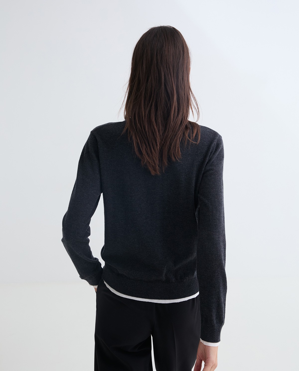 Anthracite cotton and wool cardigan contrasting accents woman Yerse - Front view 3