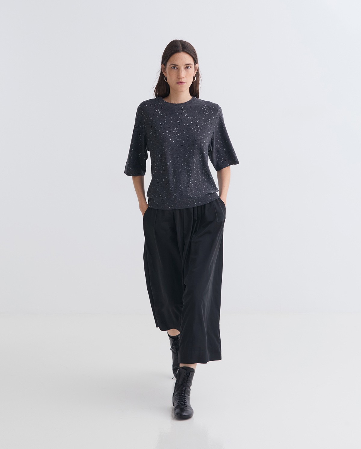 Anthracite French-sleeve sweater sequins woman Yerse - Front view 2