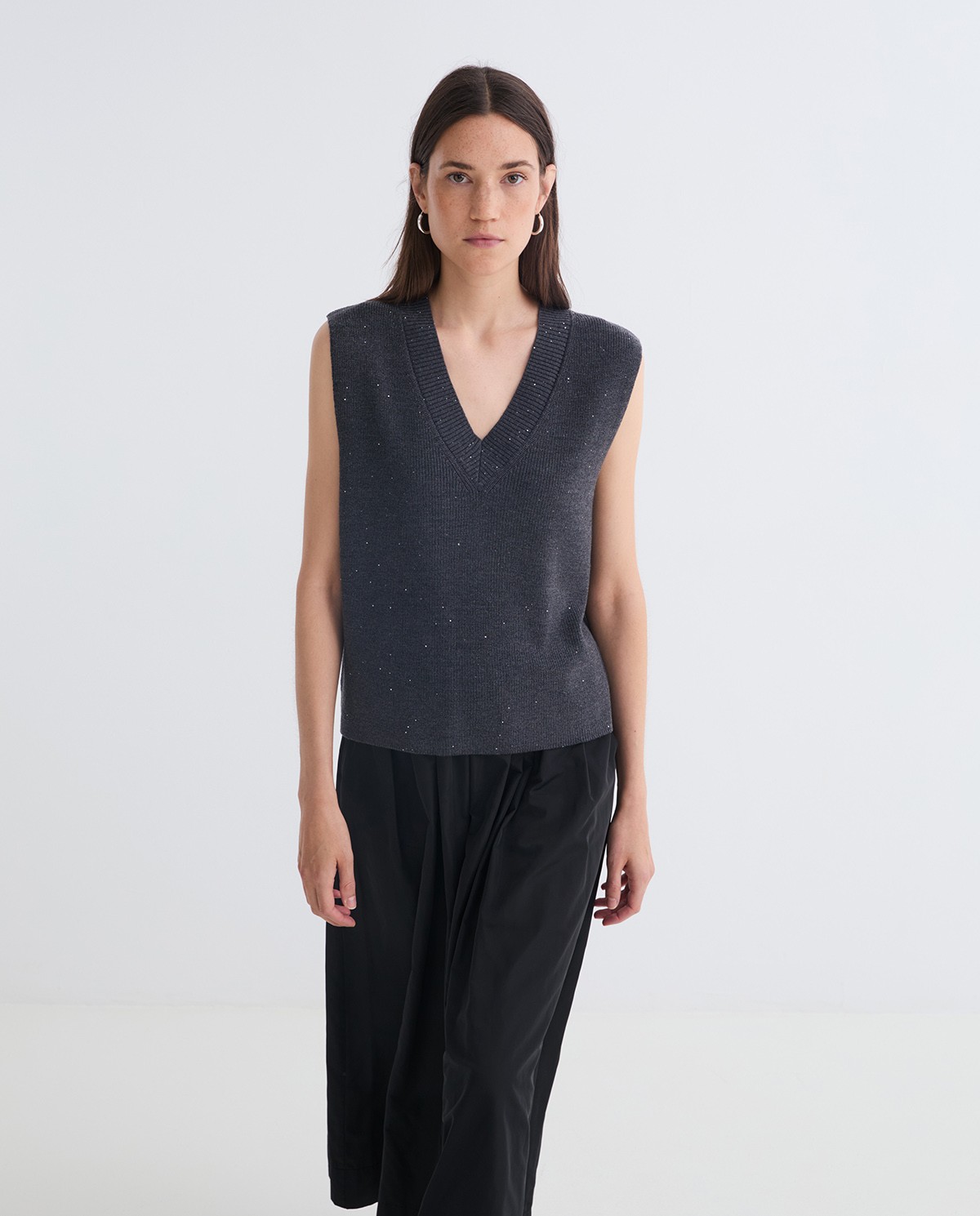 Gilet en maille à mini-sequins anthracite femme Yerse - Détail vue de face 2