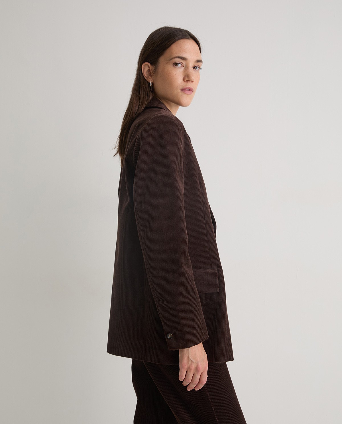 Blazer pana cotó xocolata - Blazer creuat de pana 1