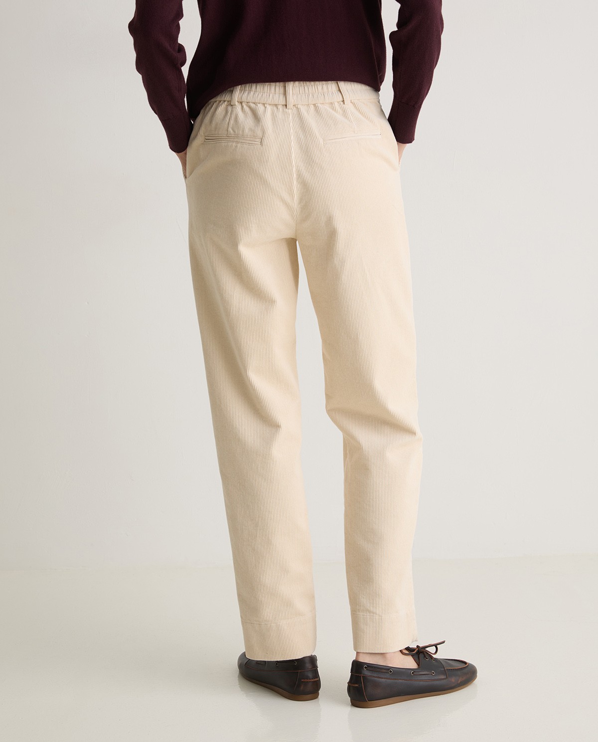 Pantalón pana algodón regular fit crudo