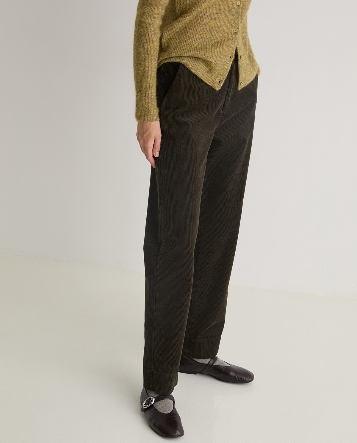 Pantalones pana algodón regular fit caqui - Pantalones de pana 2