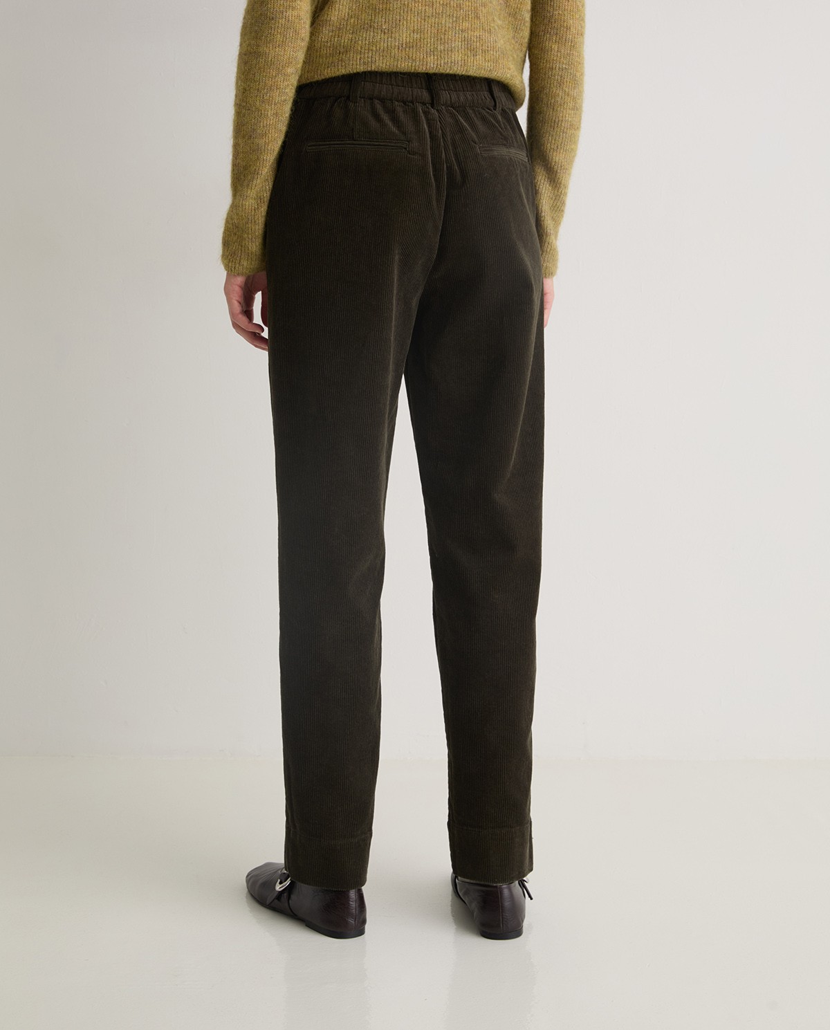 Pantalones pana algodón regular fit caqui - Pantalones de pana 5