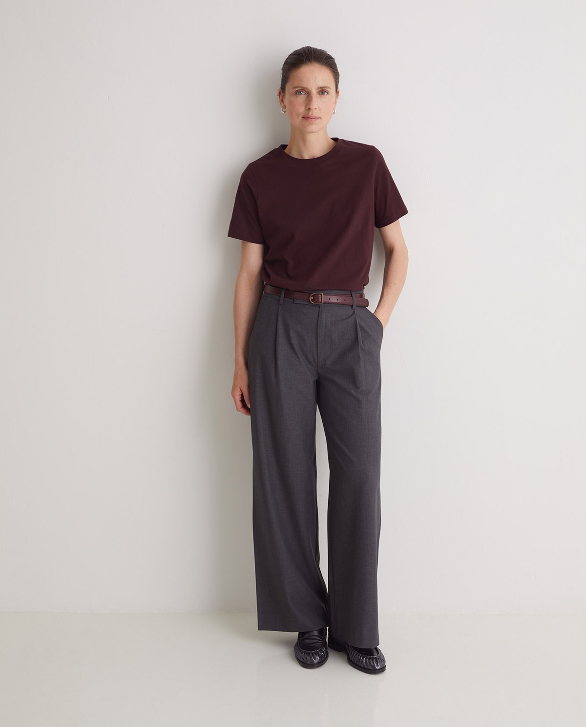 Gray pleated wide-leg suit pants - Wide-leg pants 1