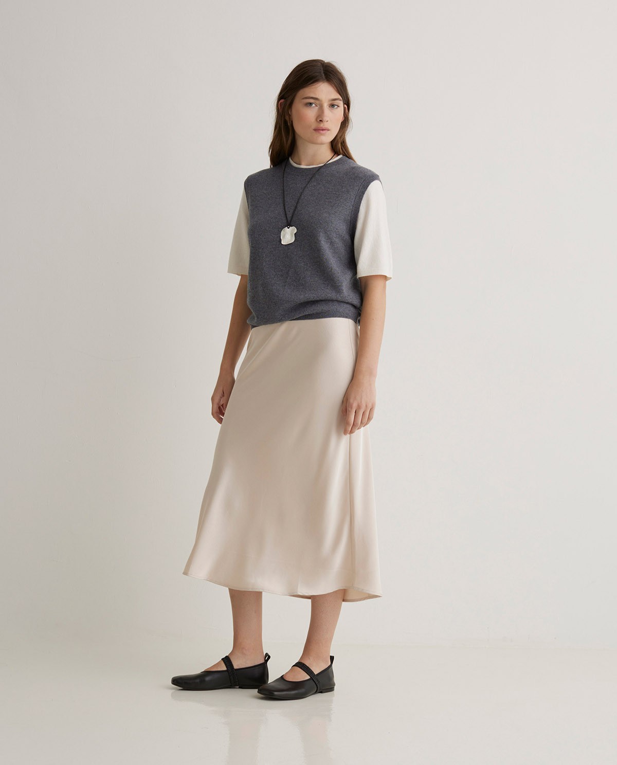 Falda satinada midi arena - Falda fluida midi 3