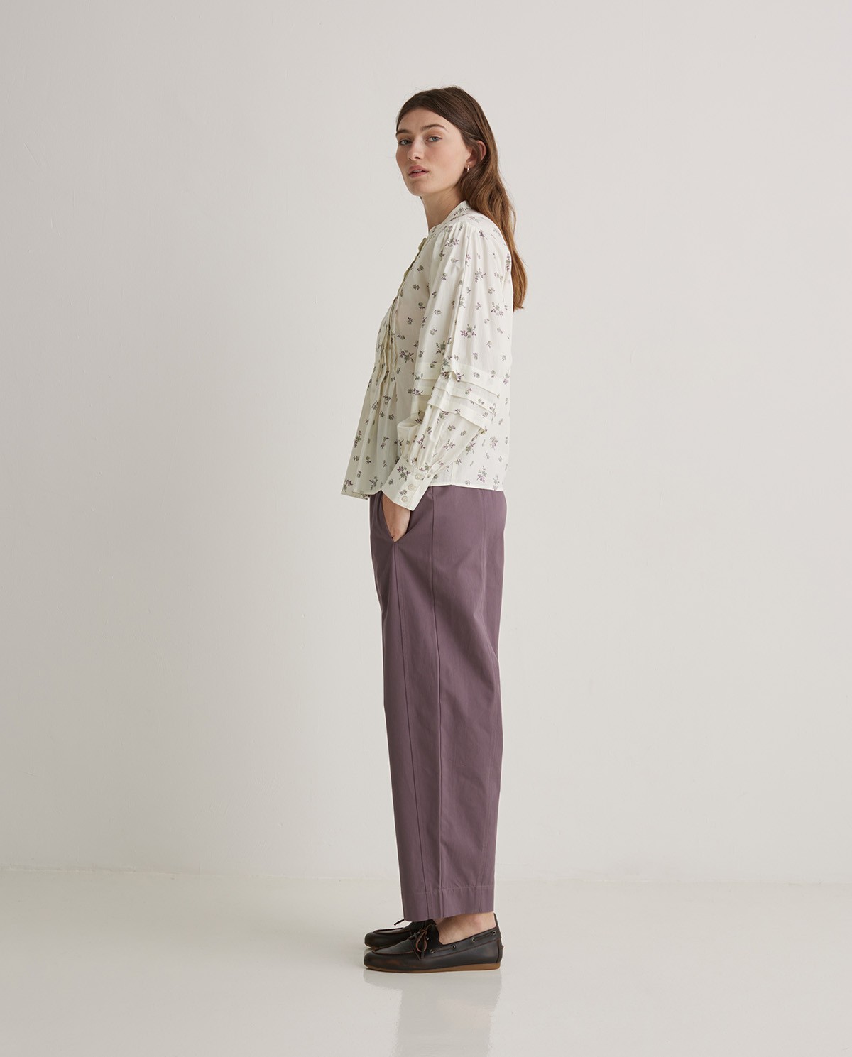 Pantalones anchos balloon fit berenjena - Pantalones 100% algodón 2