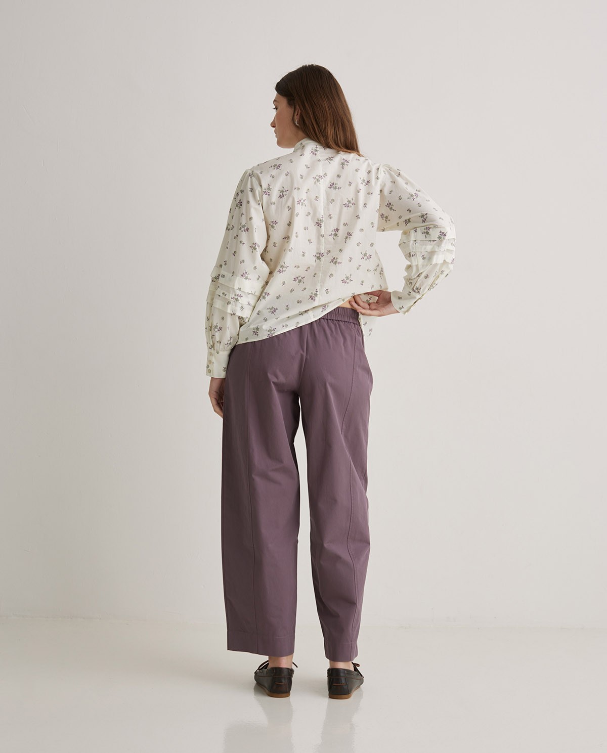 Pantalones anchos balloon fit berenjena - Pantalones 100% algodón 3