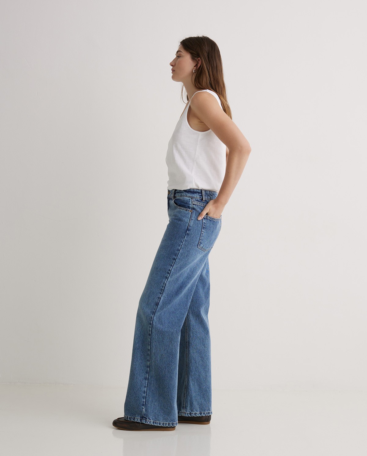 Wide leg organic cotton jeans in blue - 100% organic cotton jeans 2