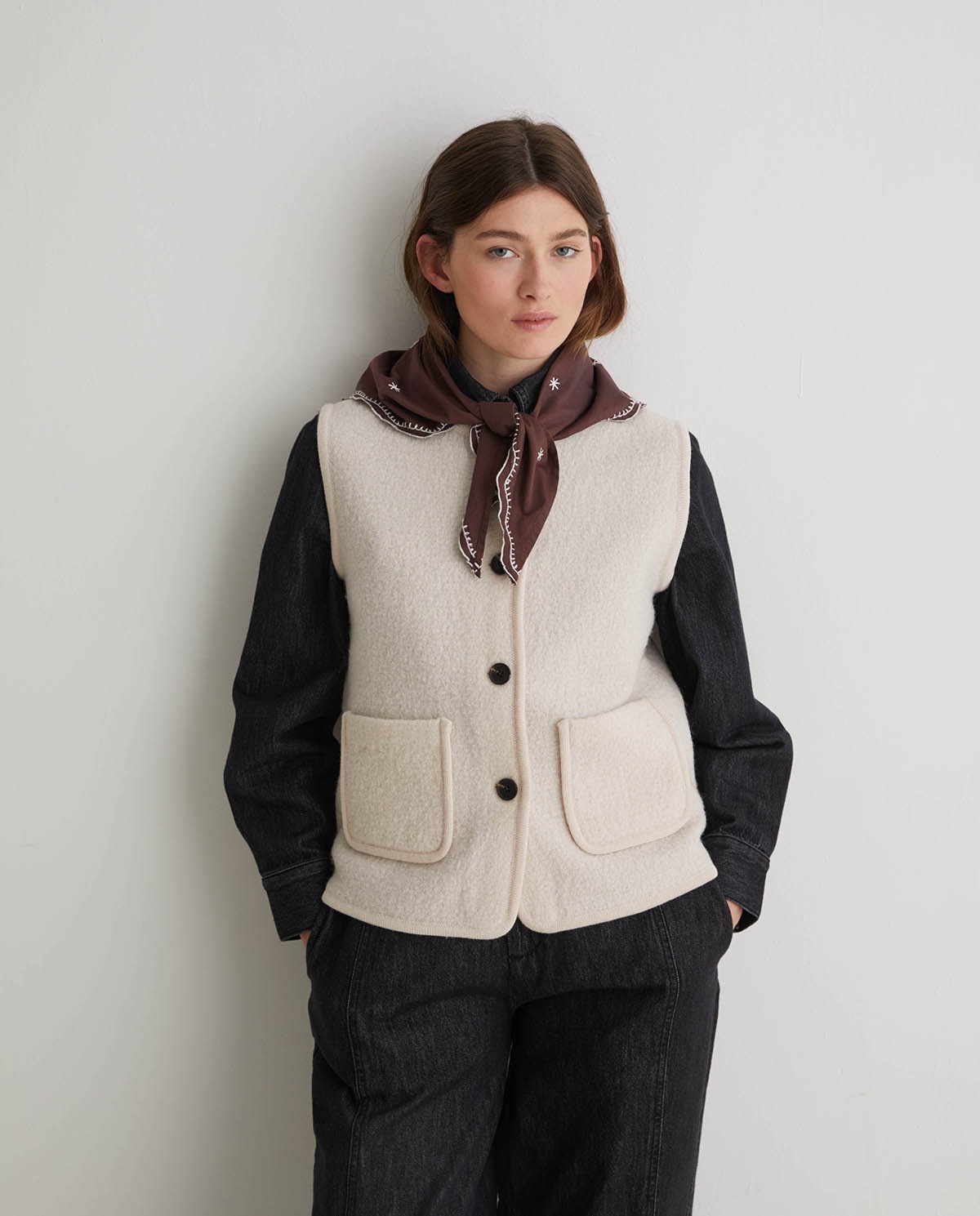 Raw wool blend vest with pockets - Vest made with boiled wool 7