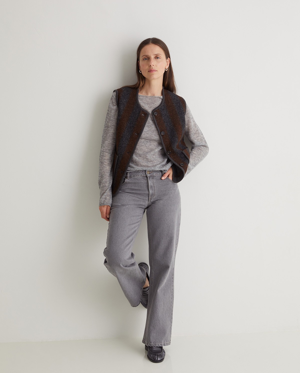 Striped wool blend vest with pockets - Vest made with boiled wool 2