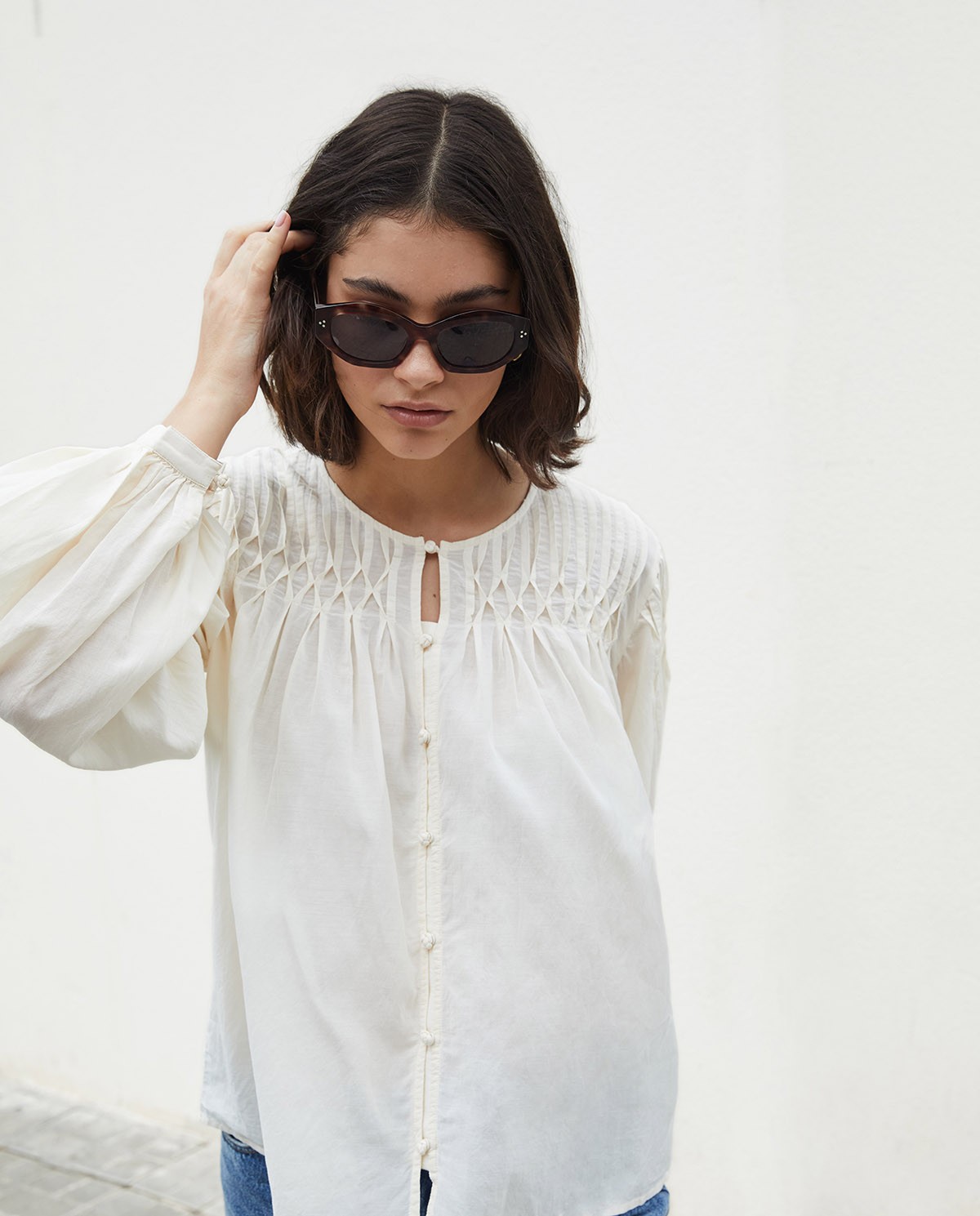 Blusa detalle pliegues algodón crudo - Blusa mezcla de viscosa y algodón 1