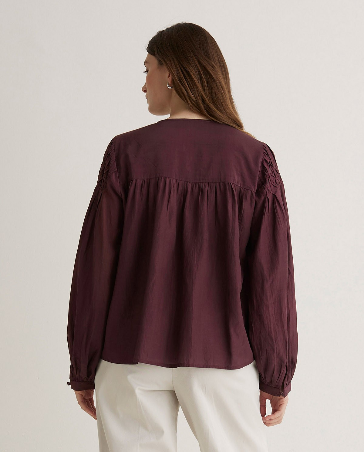 Blusa detalle pliegues algodón berenjena - Blusa mezcla de viscosa y algodón 5