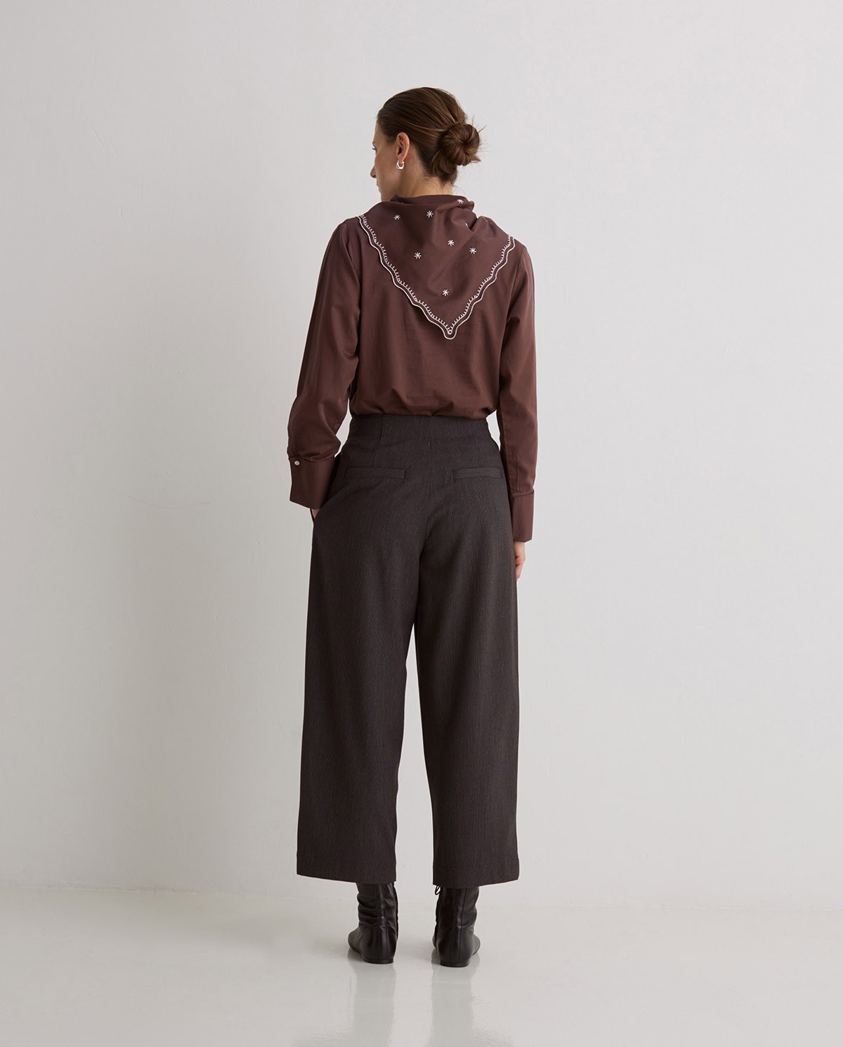 Pantalones barrel leg rayas gris oscuro - Pantalones barrel leg 6