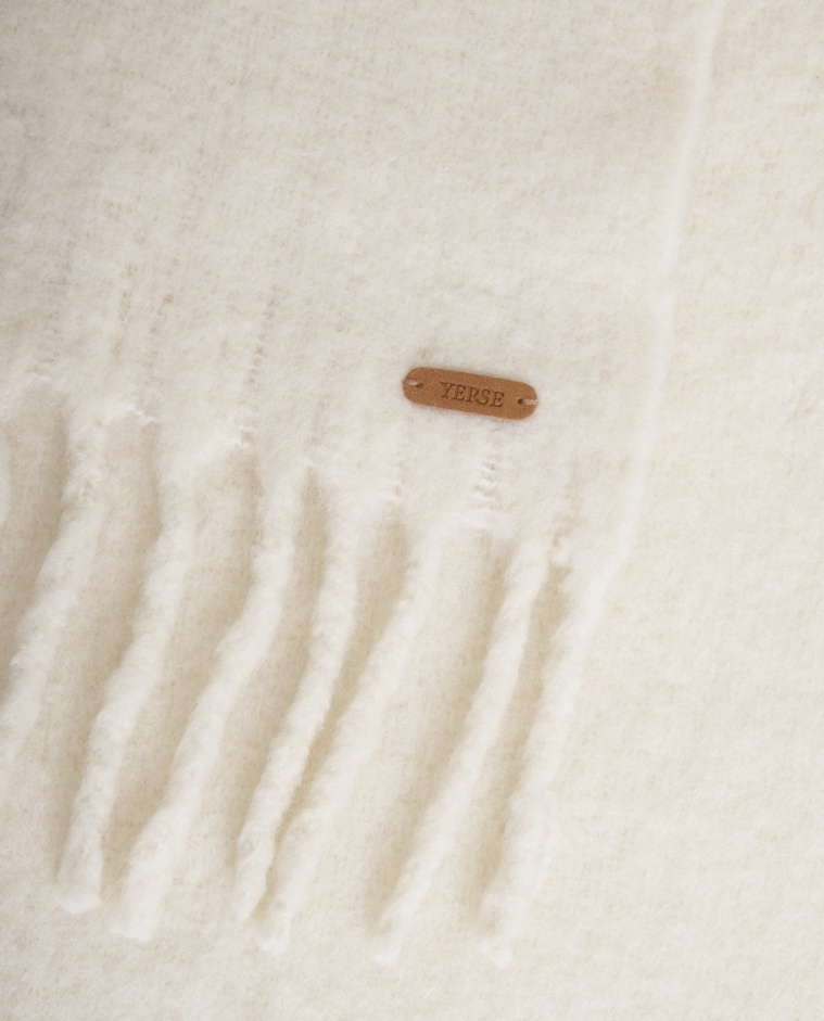 Maxi bufanda mezcla lana flecos crudo mujer Yerse - Detalle frontal