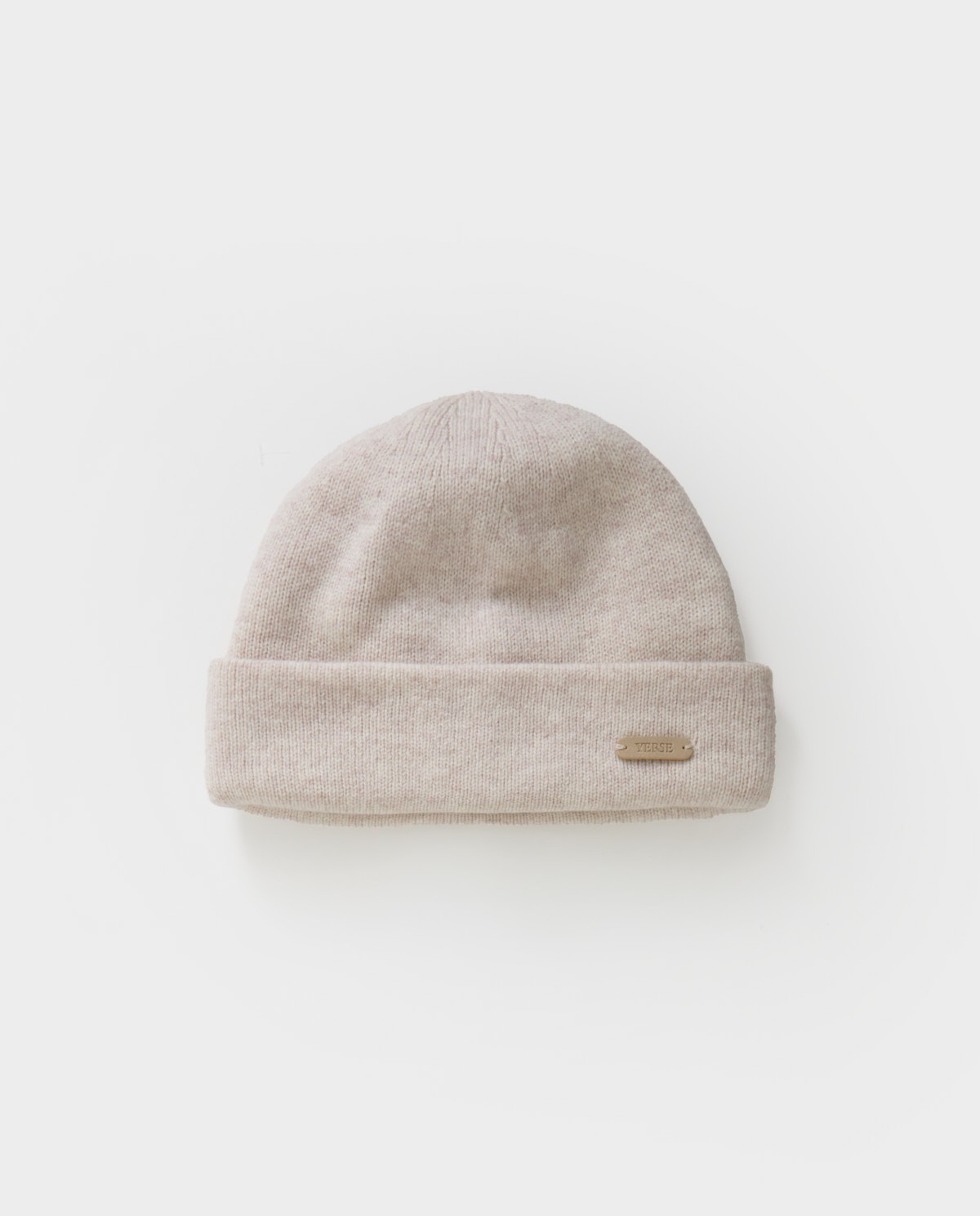 Gorro punt 100 % llana cru dona Yerse - Detall vista frontal