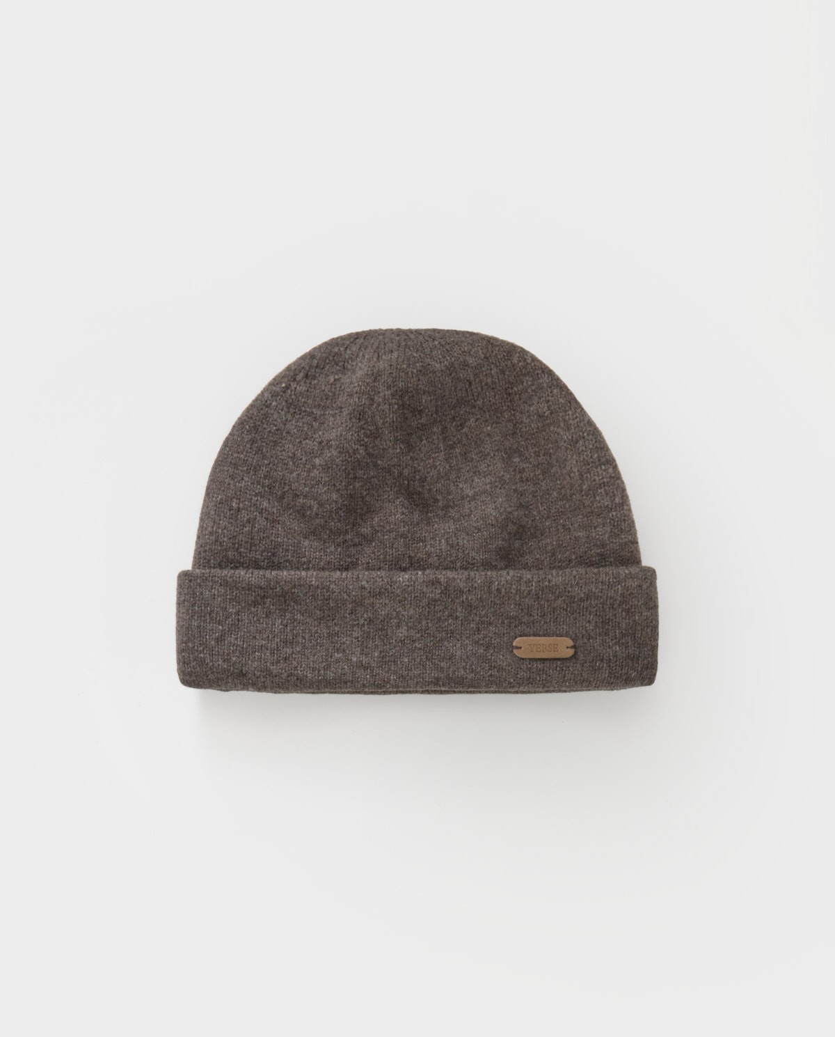 Gorro punt 100 % llana marró dona Yerse - Detall vista frontal 3
