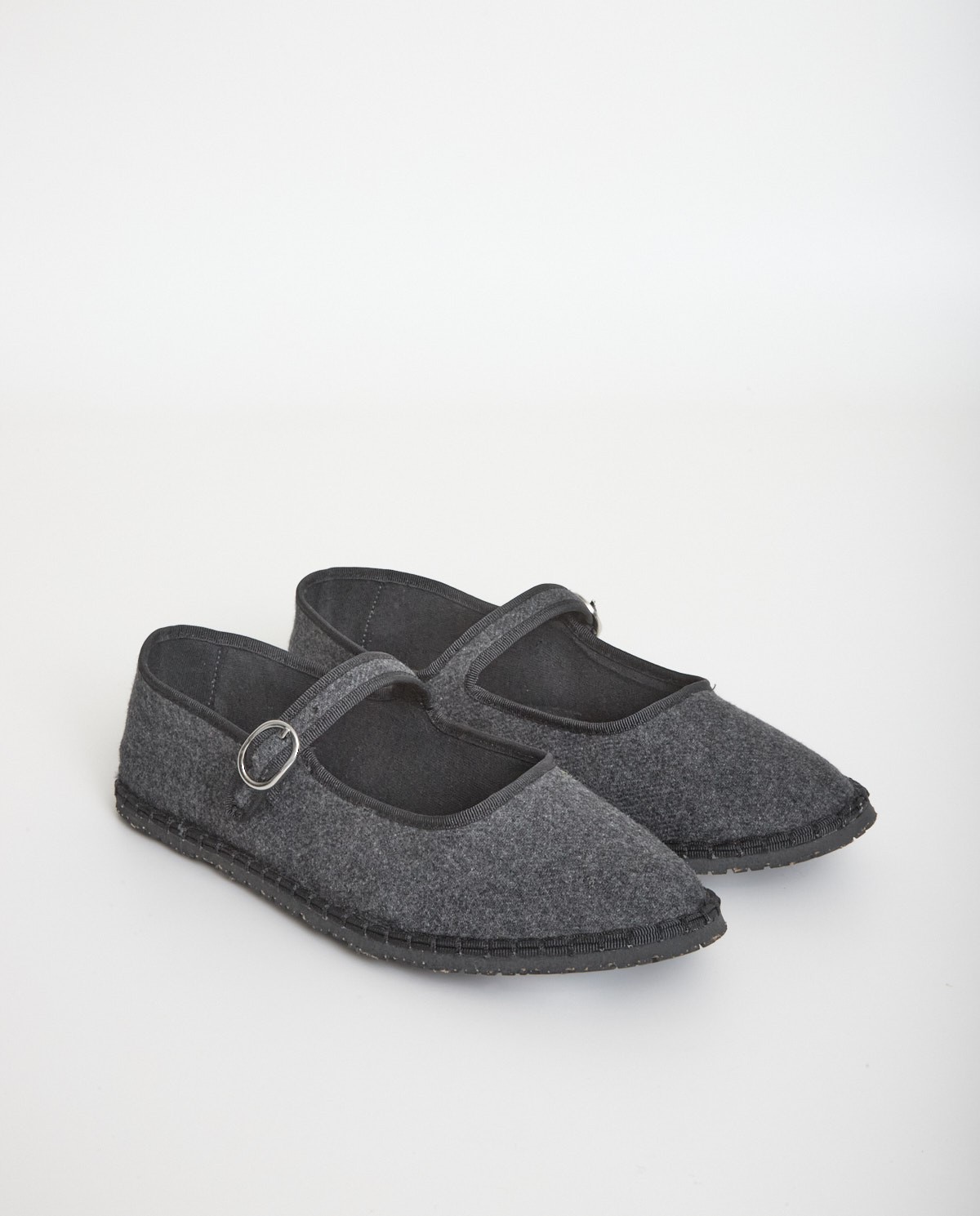 Ballerines en tissu de coton gris 1