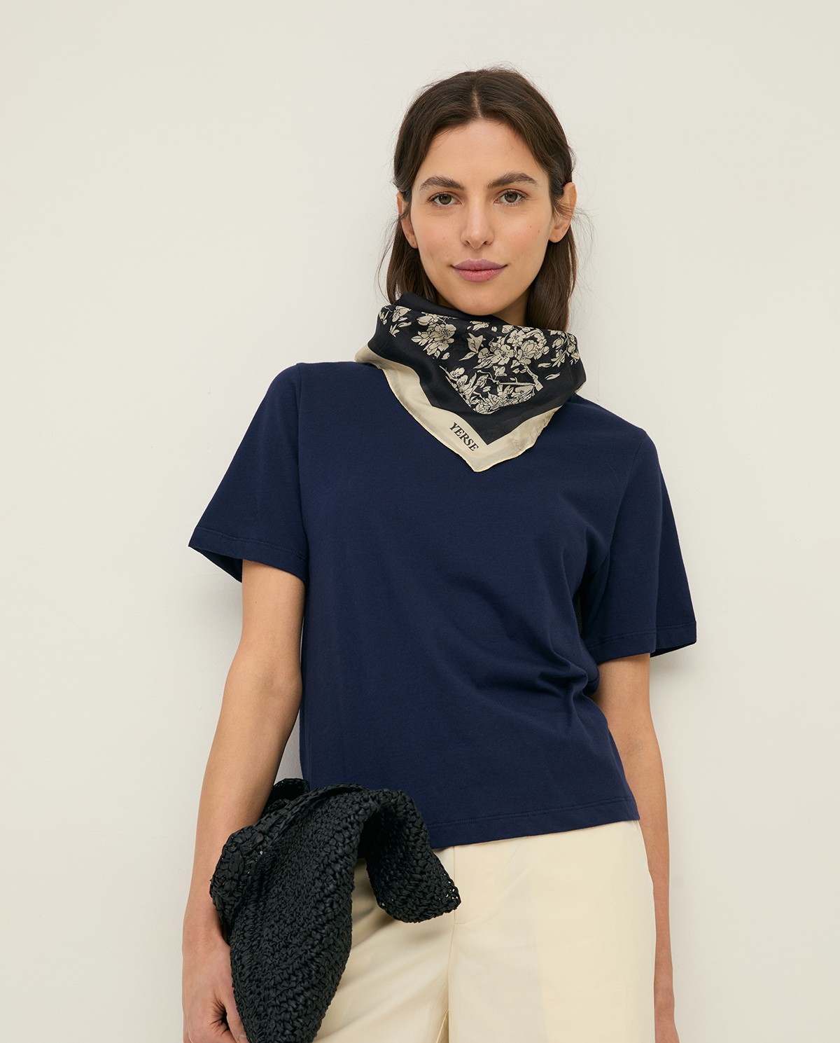 Organic-cotton T-shirt with round neckline|Yerse 3