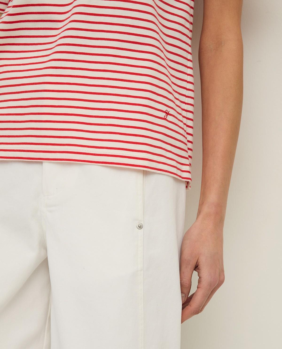 Striped organic-cotton T-shirt with round neckline|Yerse 3