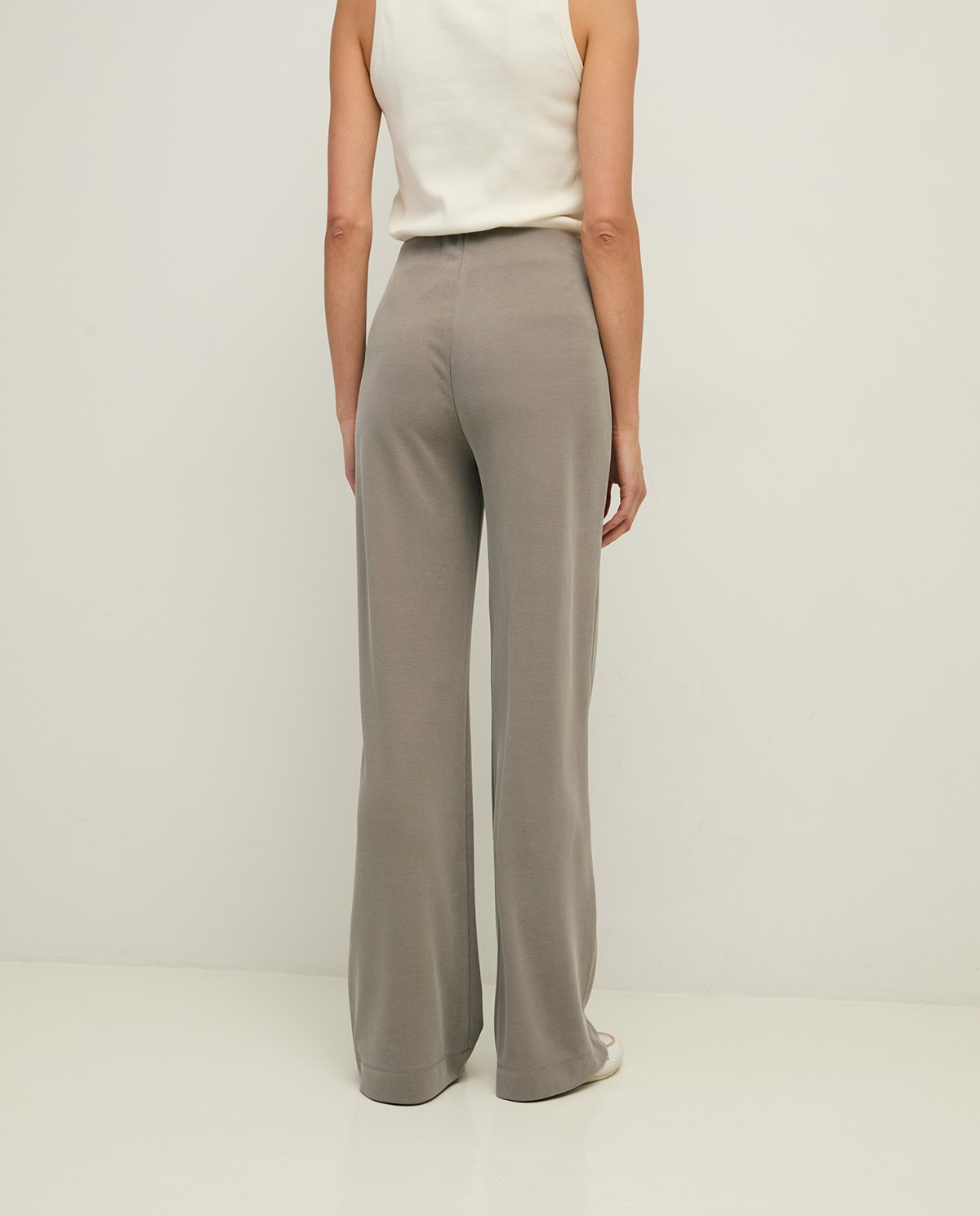 Wide-leg trousers with elastic waistband|Yerse 4
