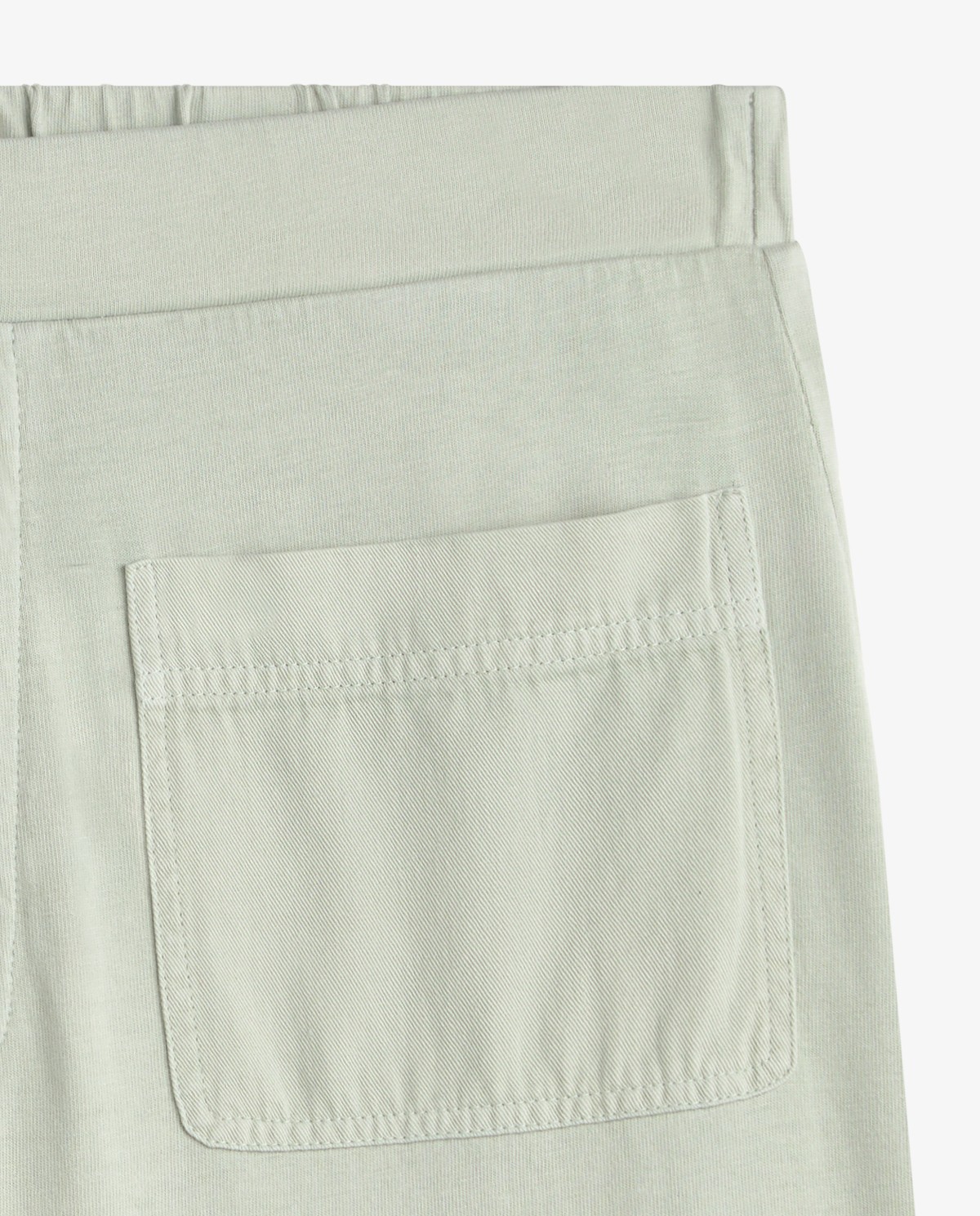 Pantalón ancho con bolsillos en color verde aguamarina, vista frontal con detalle del tejido 4