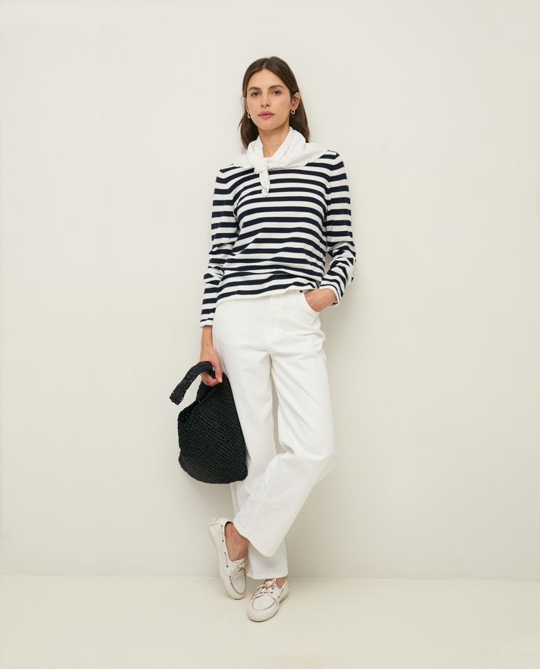 Jersey algodón estampado rayas en color azul oscuro, vista frontal con detalle del tejido