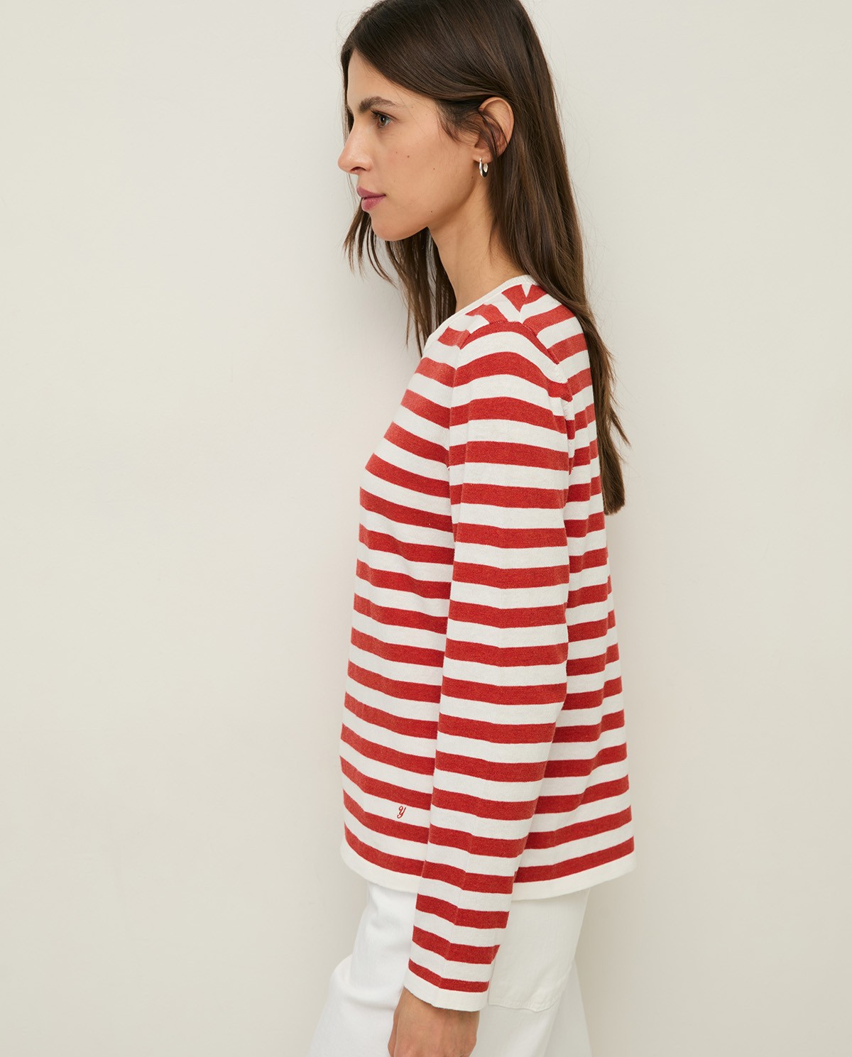 Jersey algodón estampado rayas en color terracota, vista frontal con detalle del tejido 3