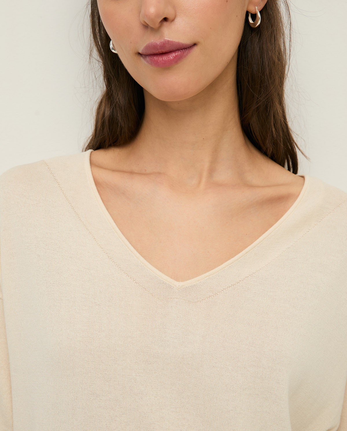 Short-sleeve V-neck sweater|Yerse 2