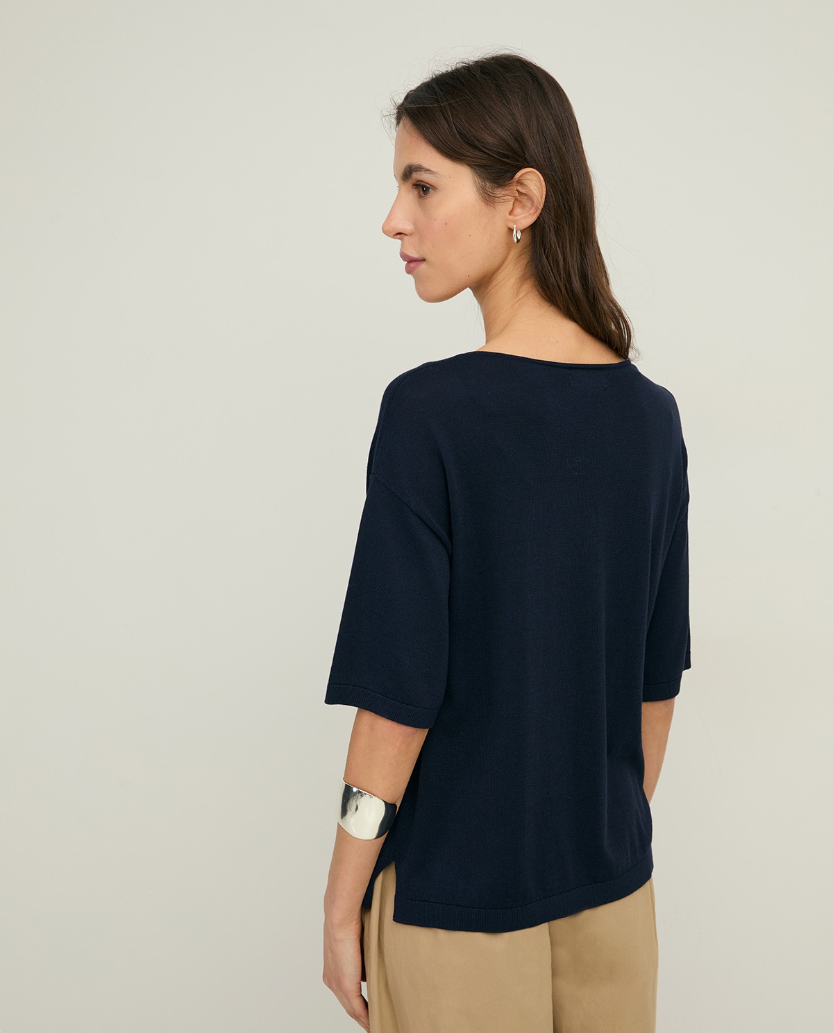 Short-sleeve V-neck sweater|Yerse 6