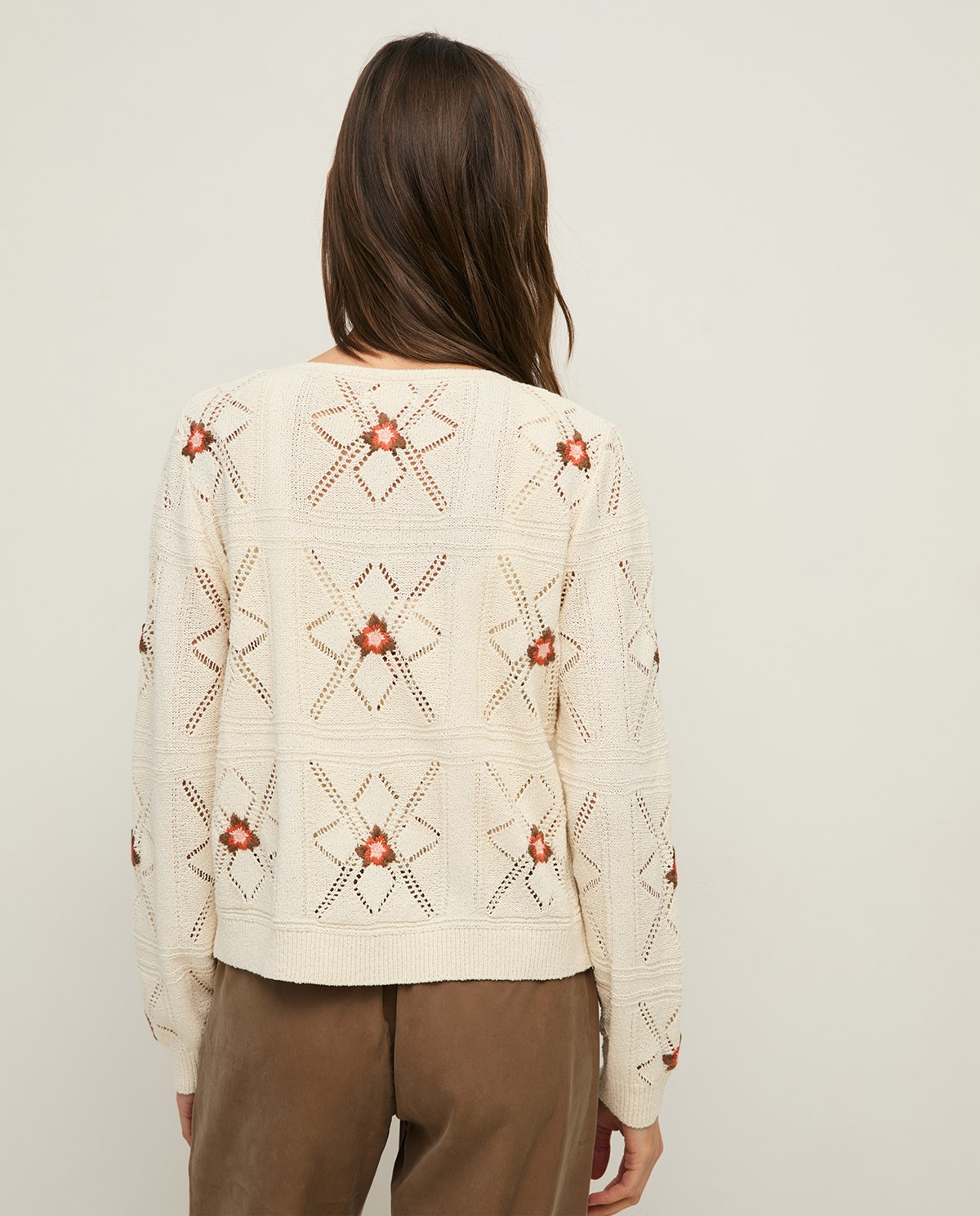 Càrdigan calat brodat floral|Yerse 4
