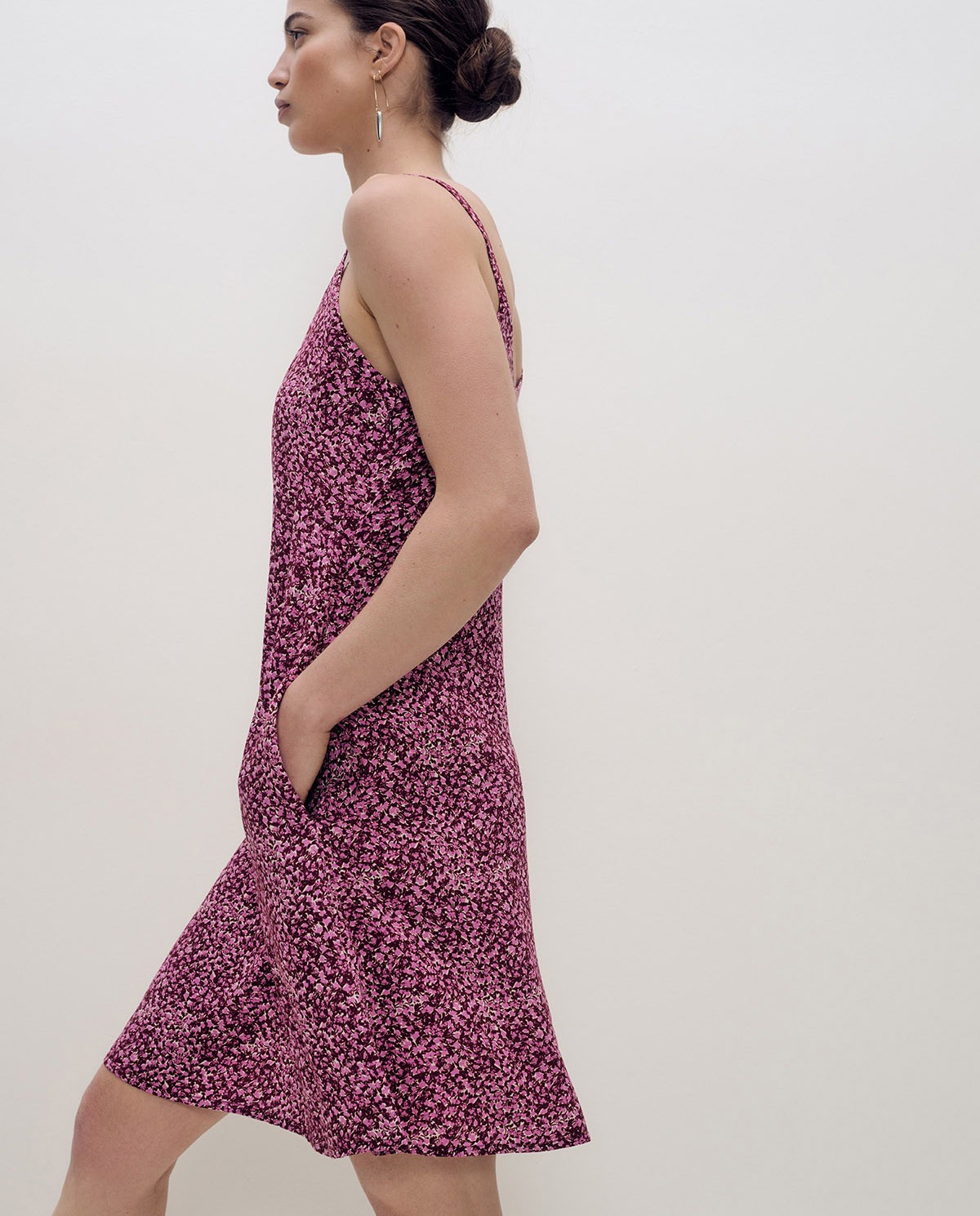Vestido corto fluido flores