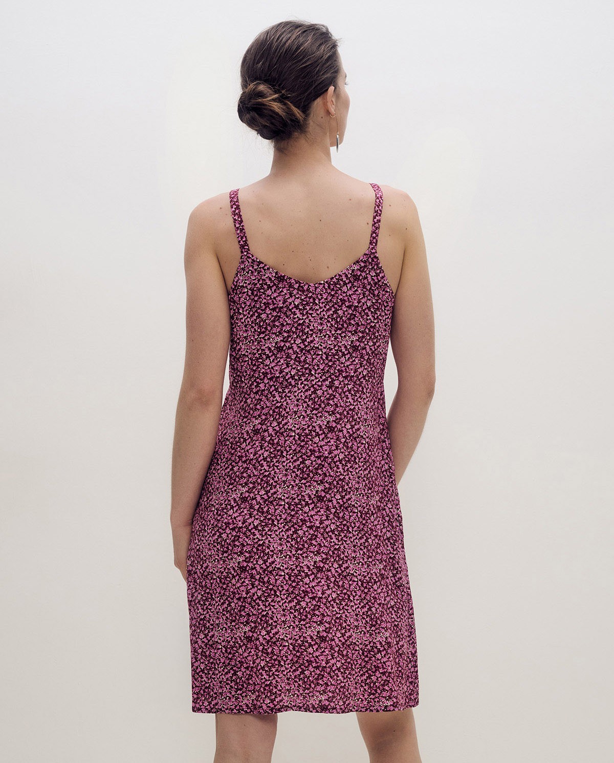 Vestido corto fluido flores
