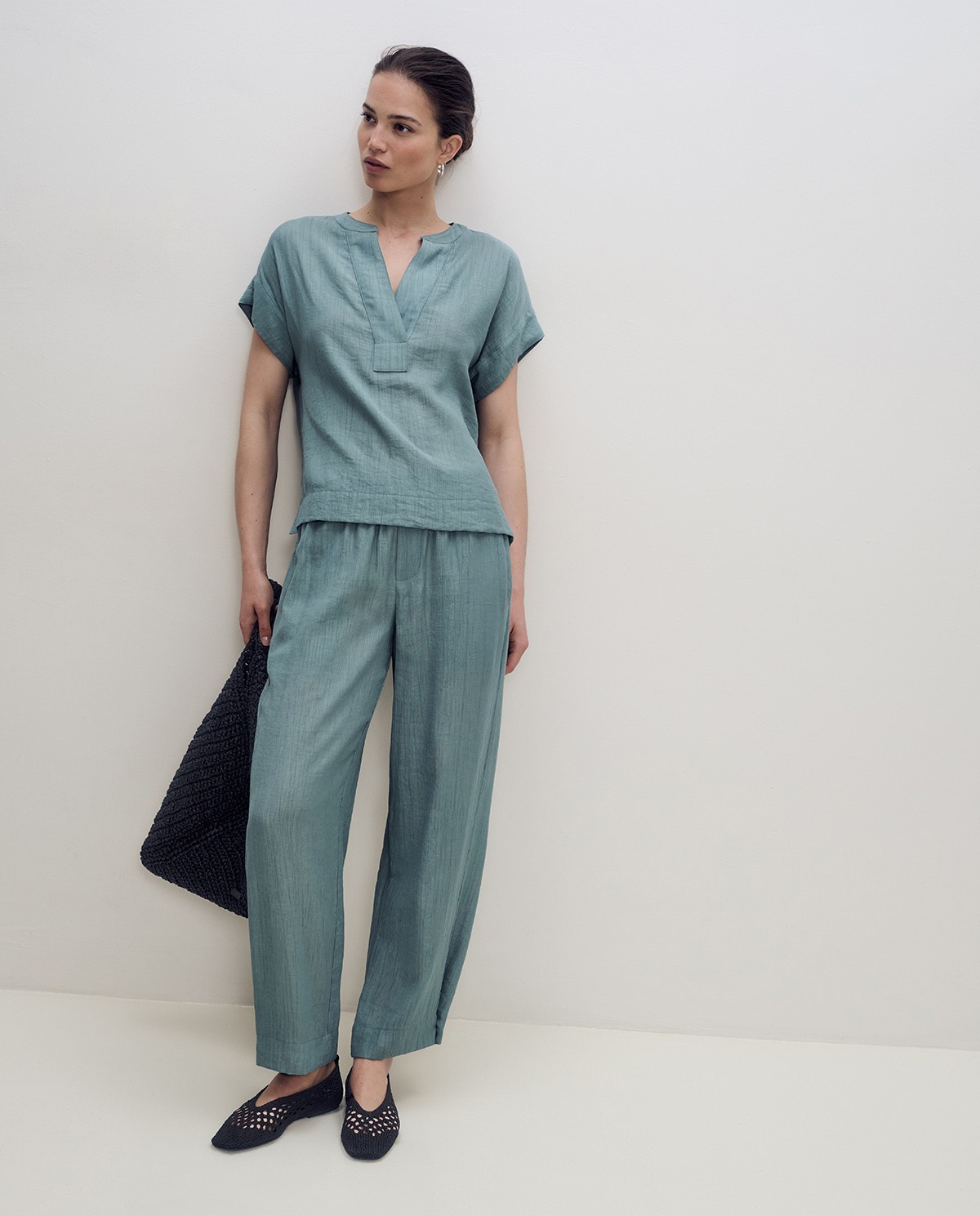 Blusa fluida escote pico