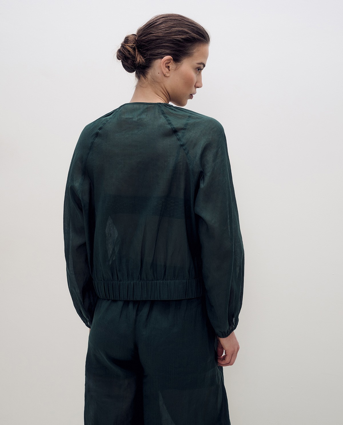 Chaqueta bomber ligera