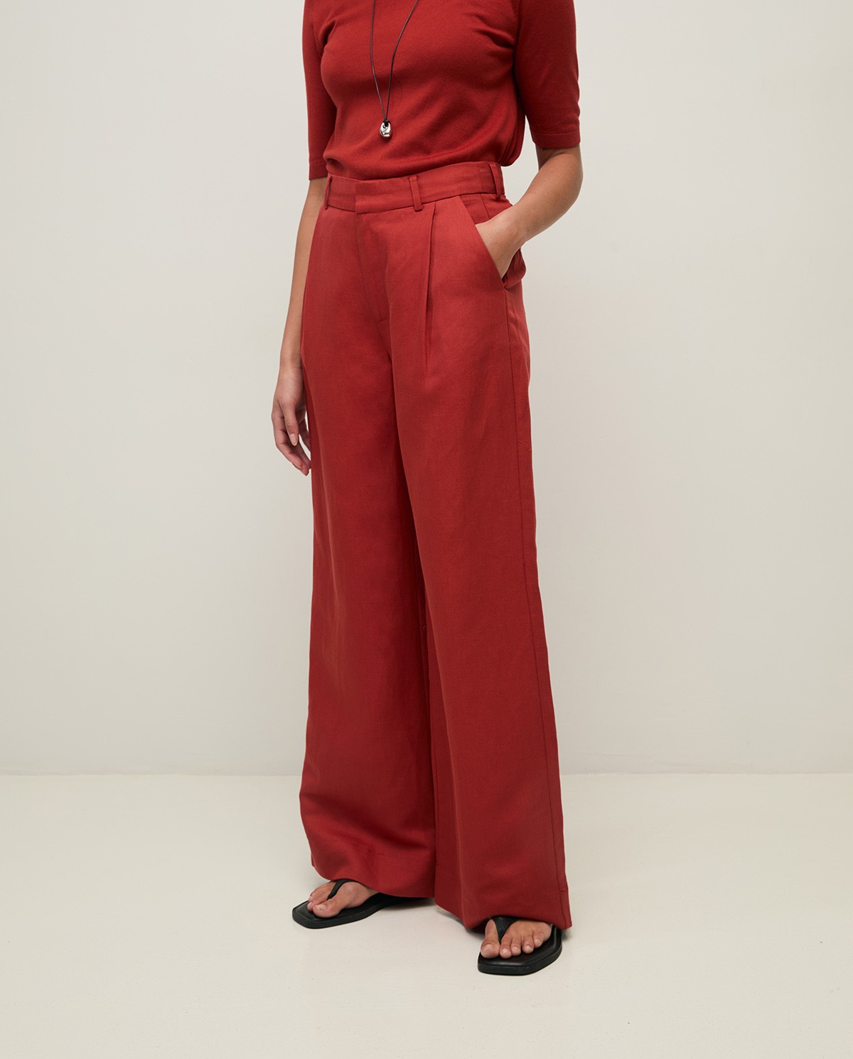 Wide-leg linen-blend tailored trousers|Yerse 2