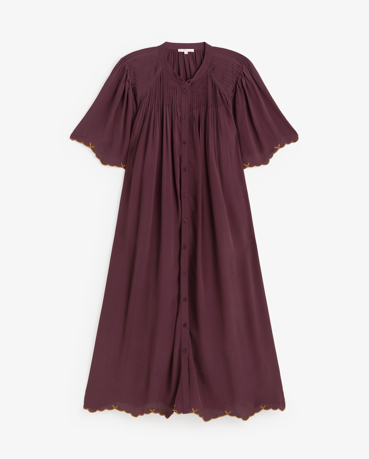 Vestido romántico bordados en color Berenjena, vista frontal con detalle del tejido 7