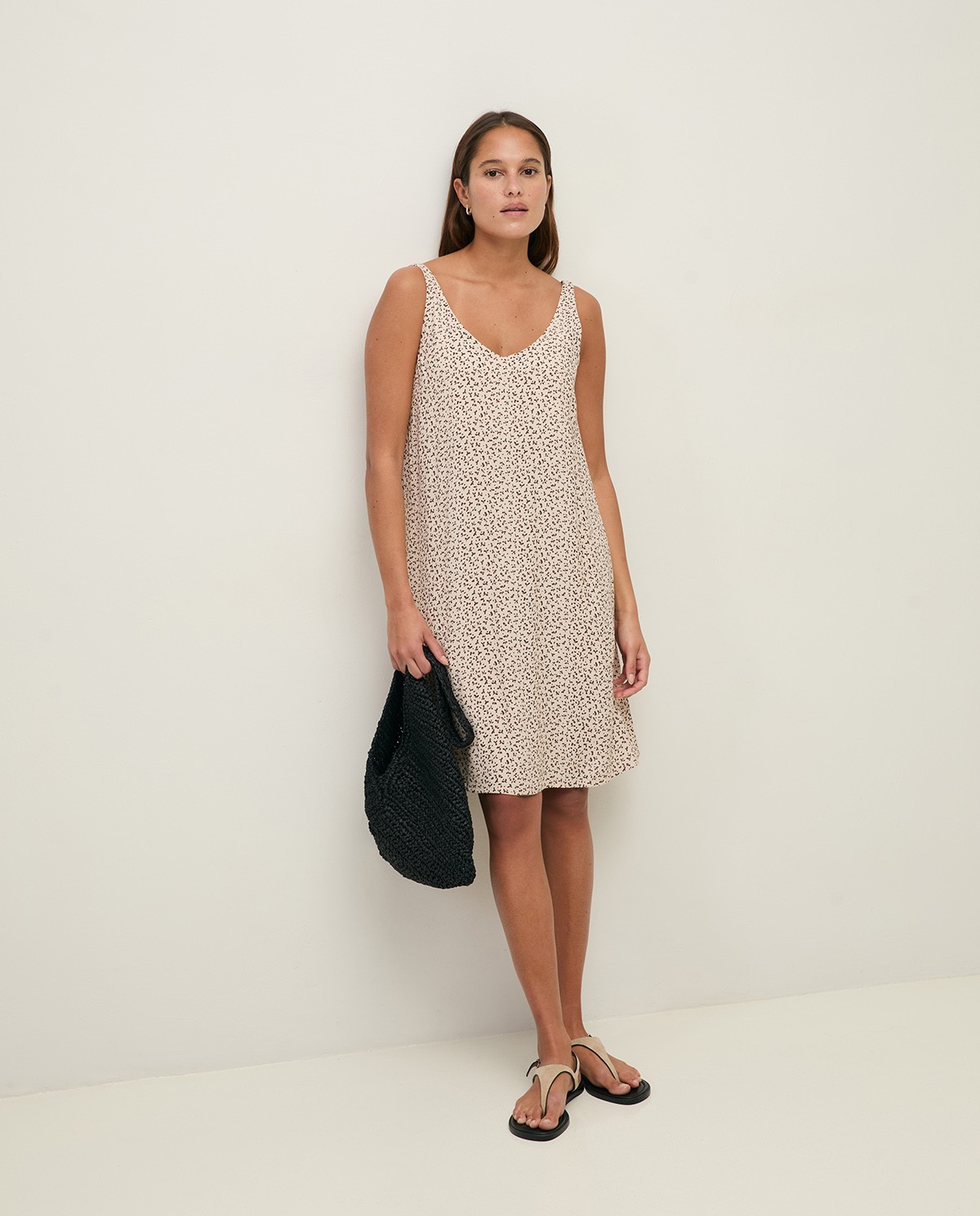 Vestido corto de crepé EcoVero™ | Yerse