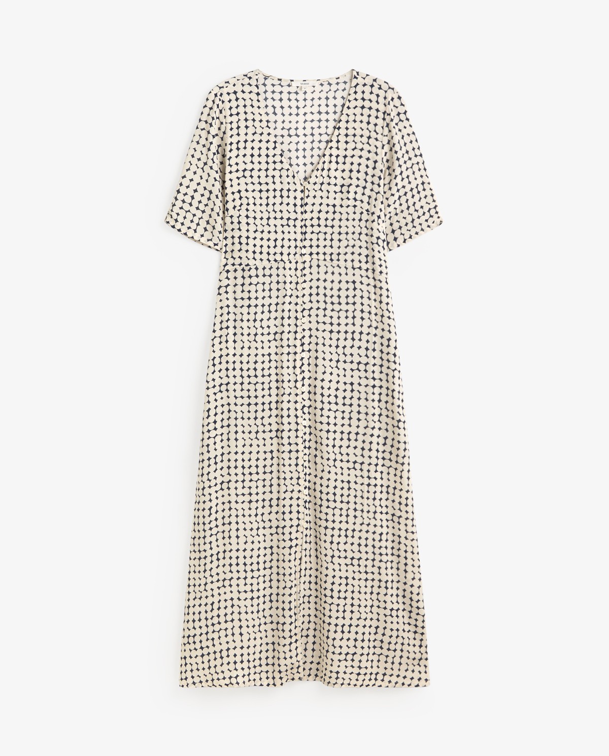 Vestido midi fluido estampado geométrico en color azul oscuro, vista frontal con detalle del tejido 6